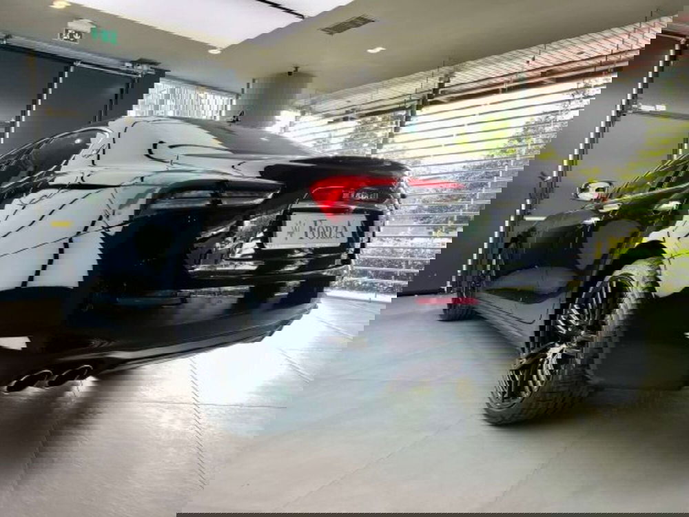 Maserati Ghibli usata a Torino (8)