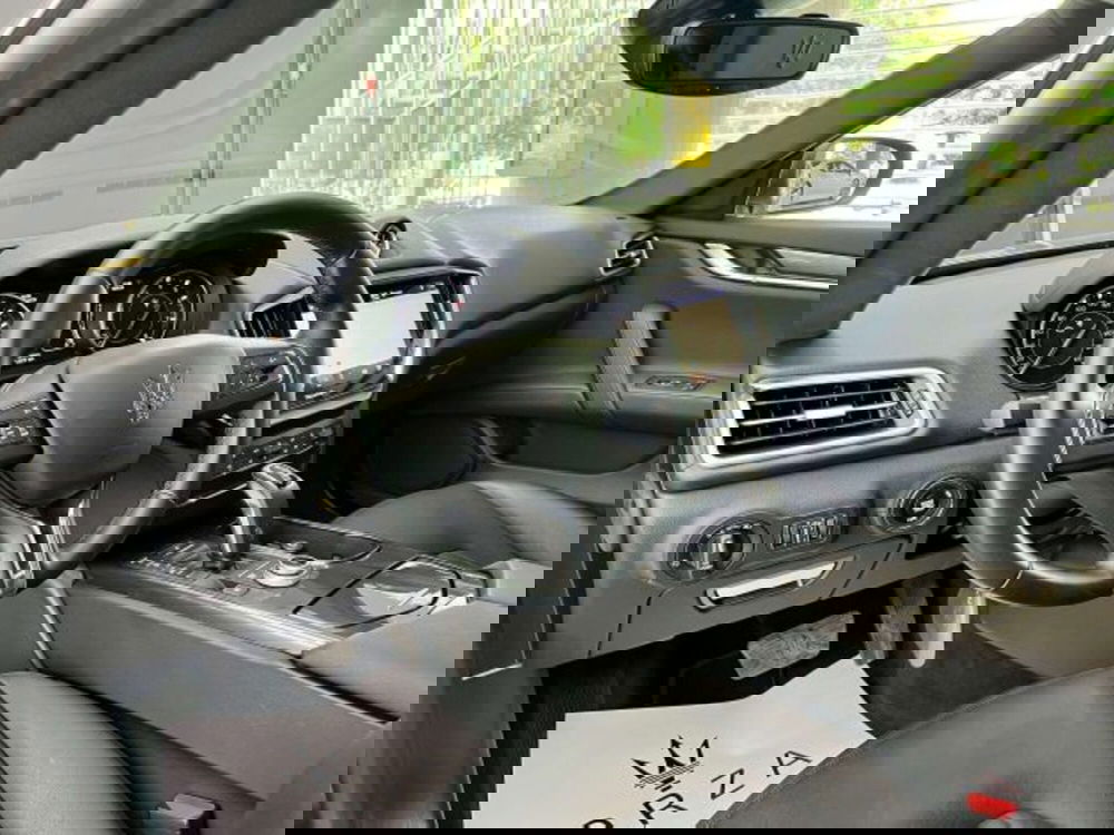 Maserati Ghibli usata a Torino (9)