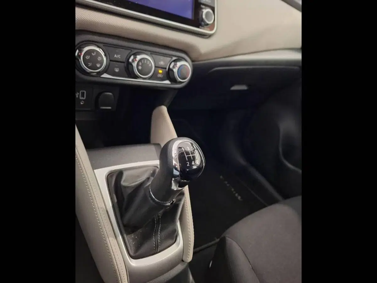 Nissan Micra usata a Torino (10)