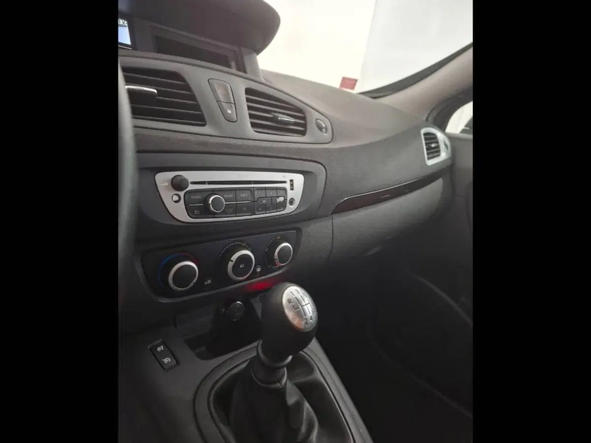 Renault Scenic E-Tech Electric usata a Torino (8)