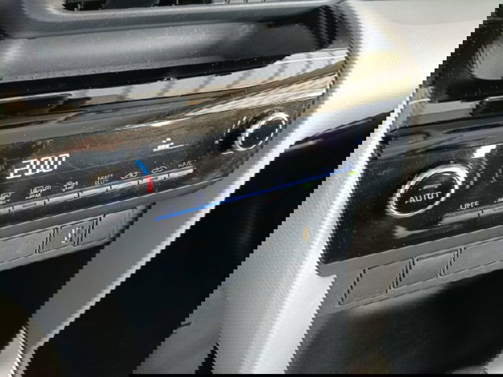 Toyota Yaris Cross usata a Teramo (14)