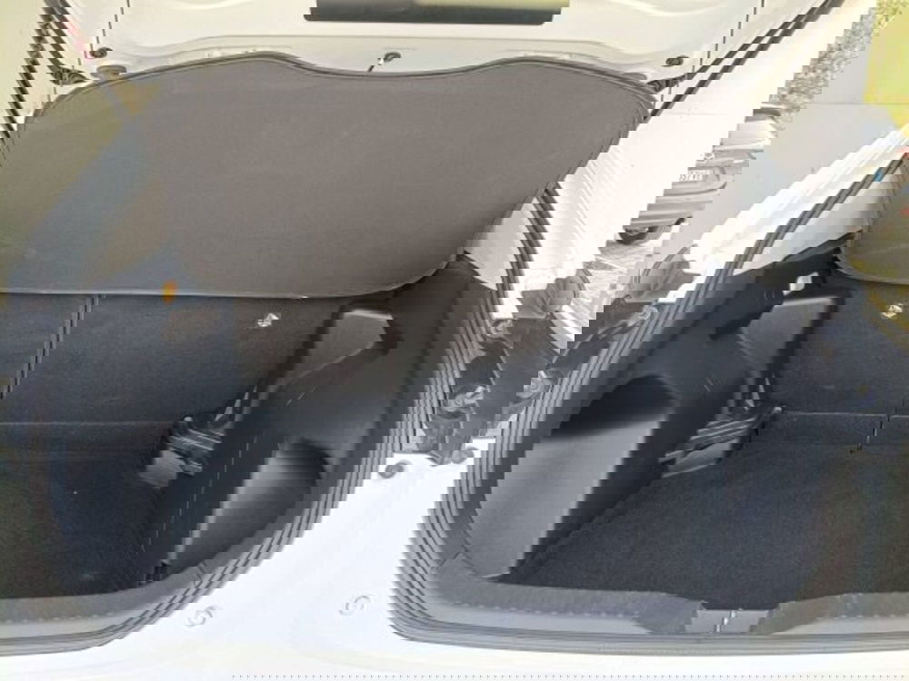Toyota Yaris Cross usata a Teramo (17)