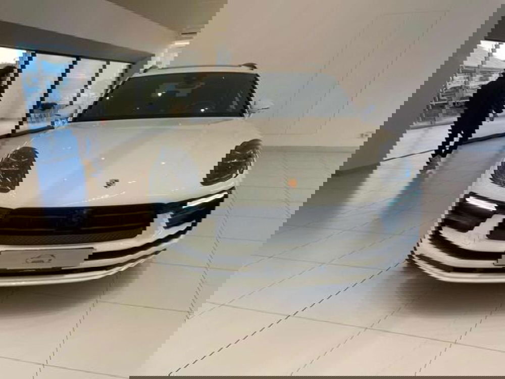 Porsche Macan usata a Lucca (2)