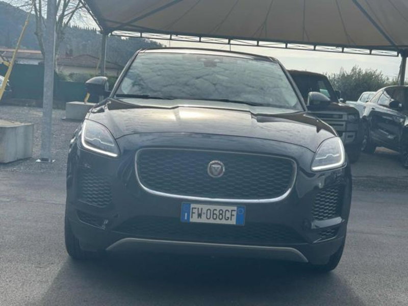 Jaguar E-Pace usata a Lucca (2)