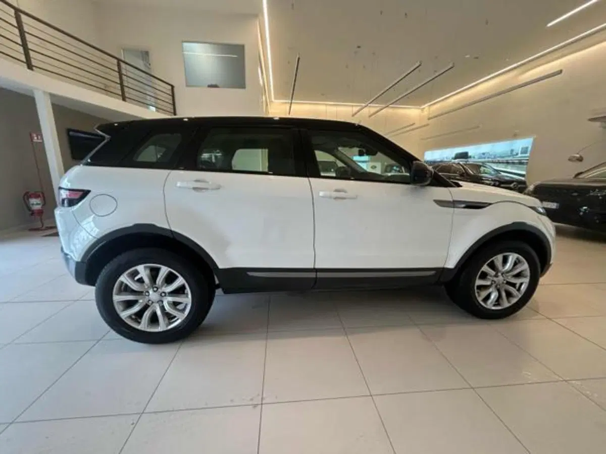 Land Rover Range Rover Evoque usata a Lucca