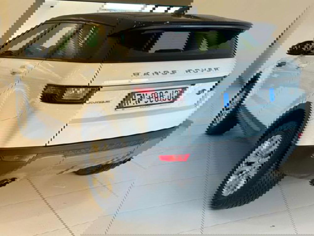 Land Rover Range Rover Evoque usata a Lucca (4)
