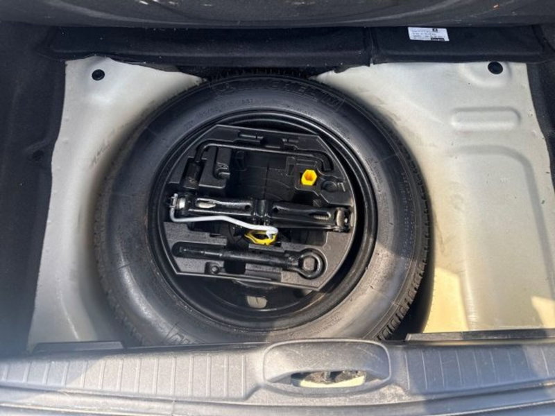 Peugeot 208 usata a Catania (13)