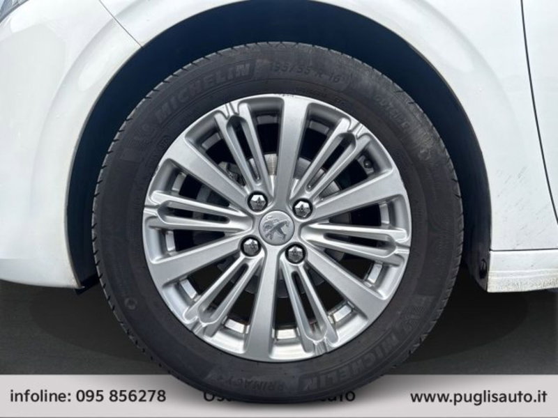 Peugeot 208 usata a Catania (14)