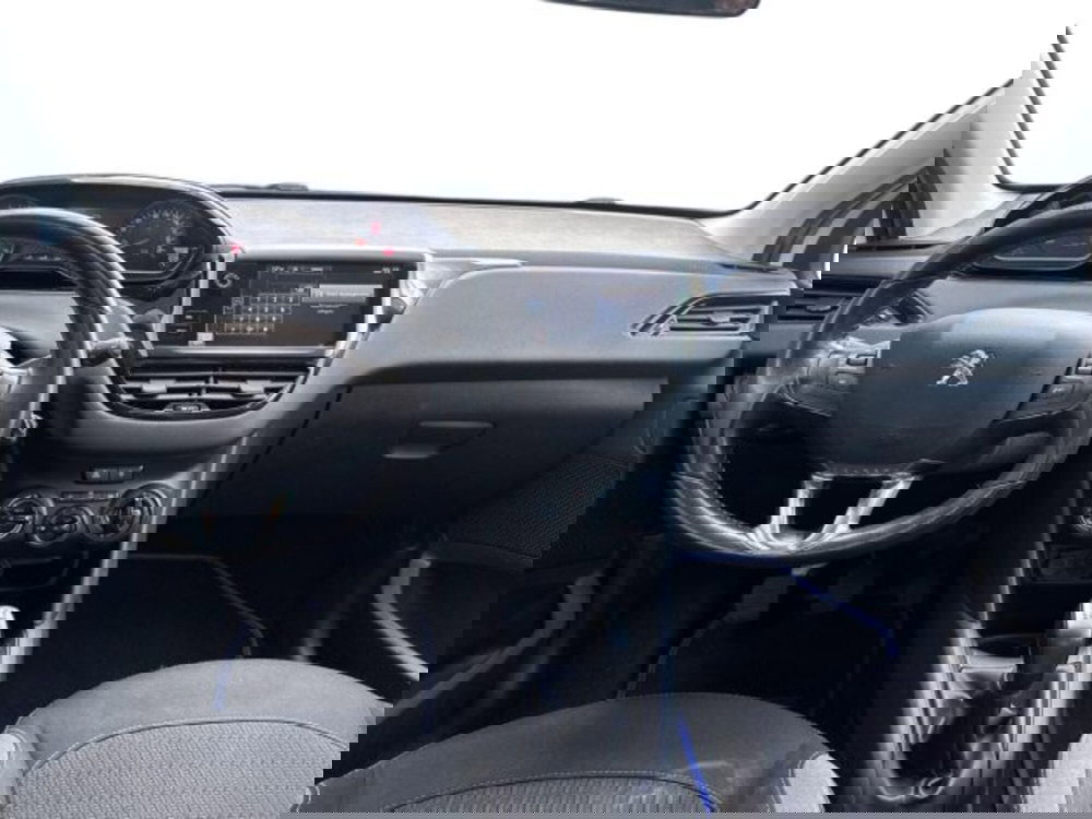 Peugeot 208 usata a Catania (7)