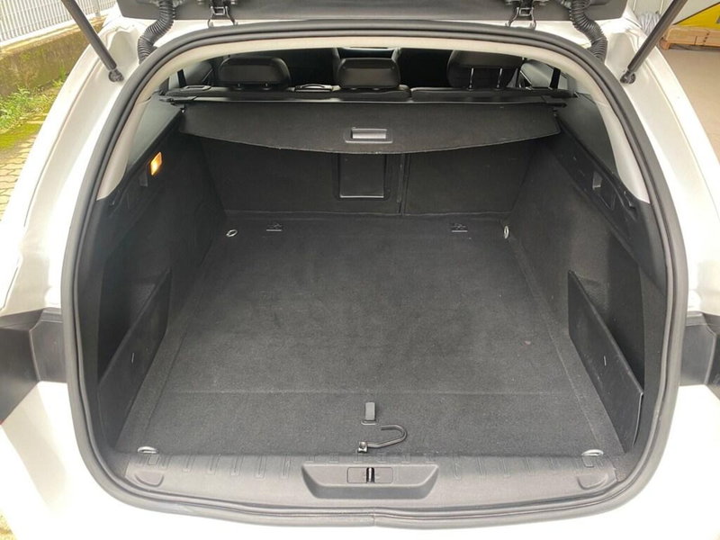Peugeot 308 SW usata a Torino (9)