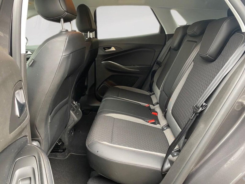 Opel Grandland X usata a Torino (8)