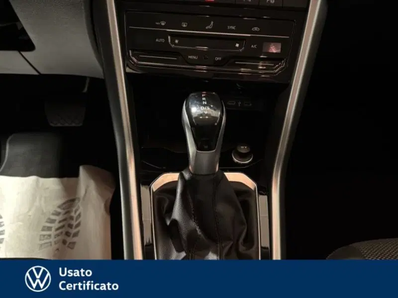 Volkswagen T-Roc usata a Vicenza (19)