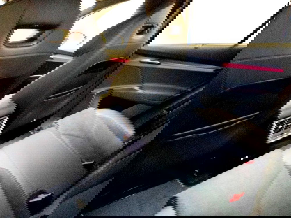 Skoda Enyaq Coupé nuova a Piacenza (7)