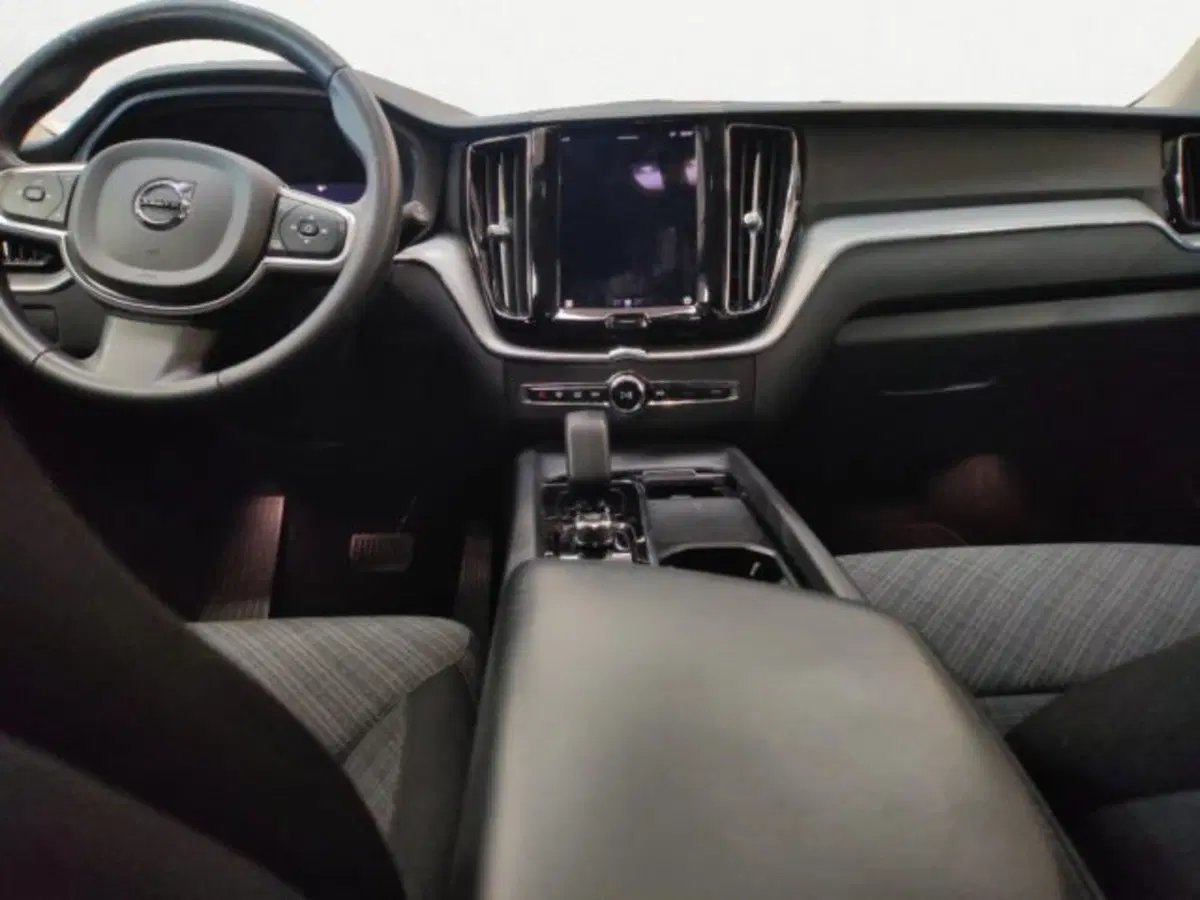Volvo XC60 usata a Treviso (12)