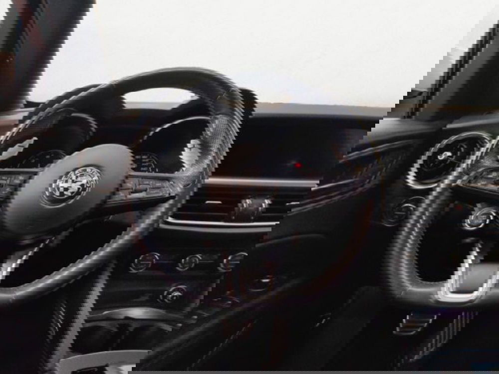 Alfa Romeo Stelvio usata a Treviso (14)