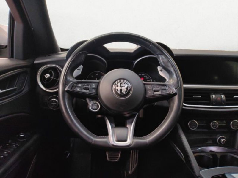 Alfa Romeo Stelvio usata a Treviso (14)