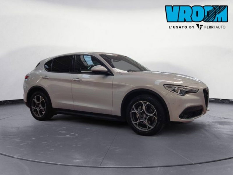 Alfa Romeo Stelvio usata a Treviso (3)
