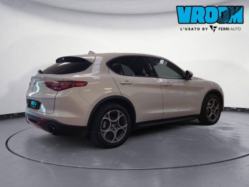 Alfa Romeo Stelvio usata a Treviso (6)