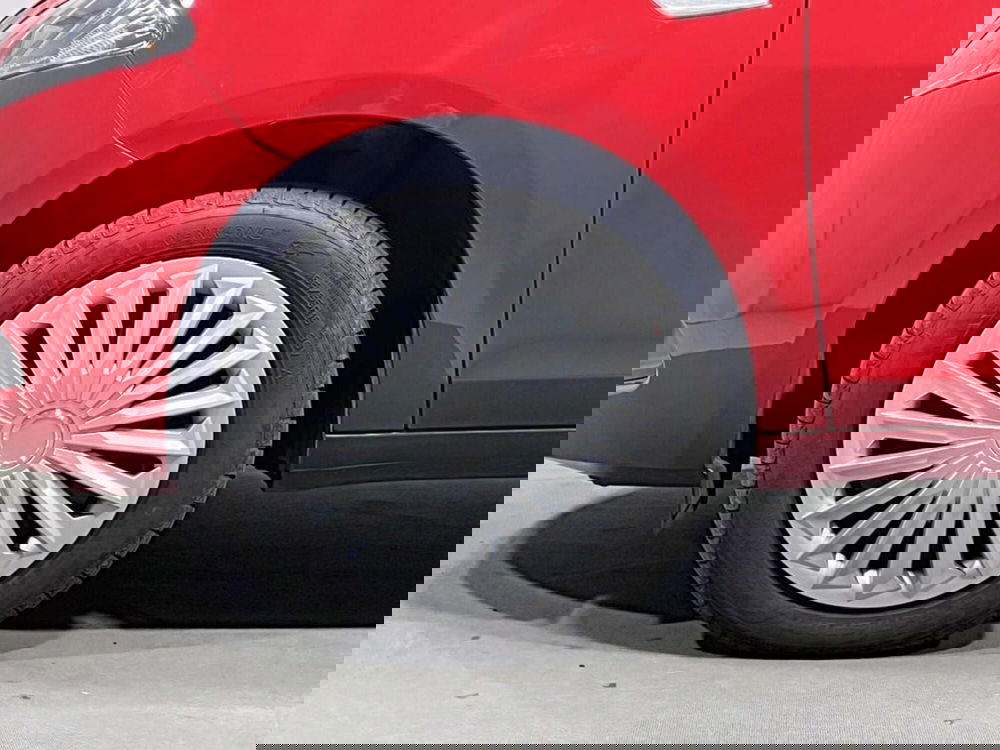 Lancia Ypsilon usata a Sondrio (9)