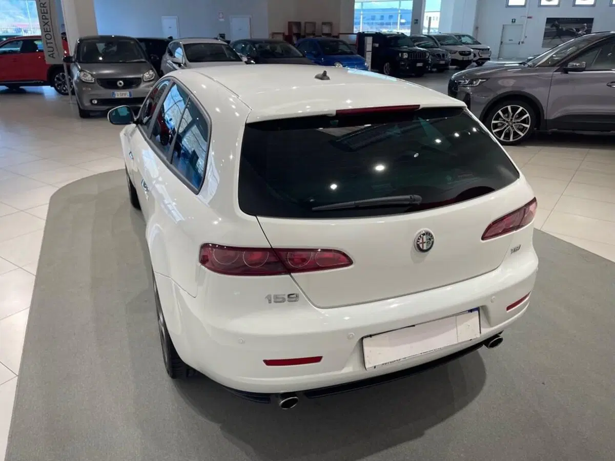 Alfa Romeo 159 SportWagon usata a Sondrio (3)
