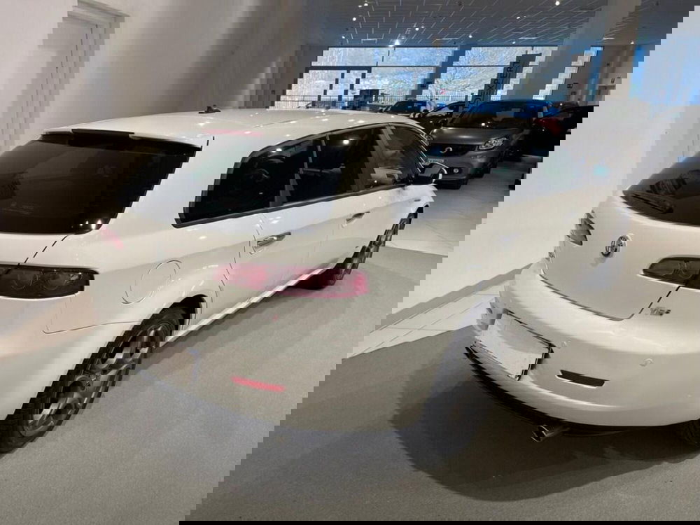 Alfa Romeo 159 SportWagon usata a Sondrio (5)