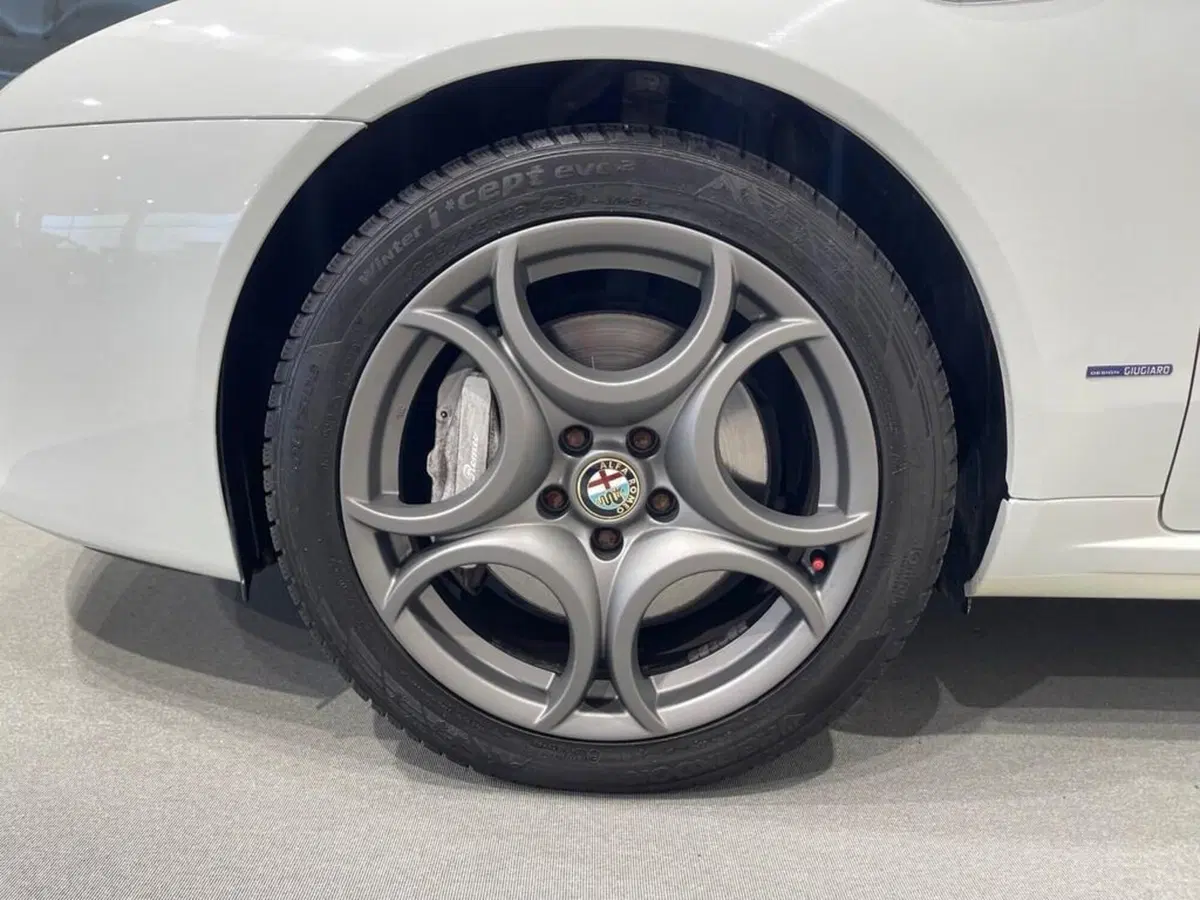 Alfa Romeo 159 SportWagon usata a Sondrio (9)
