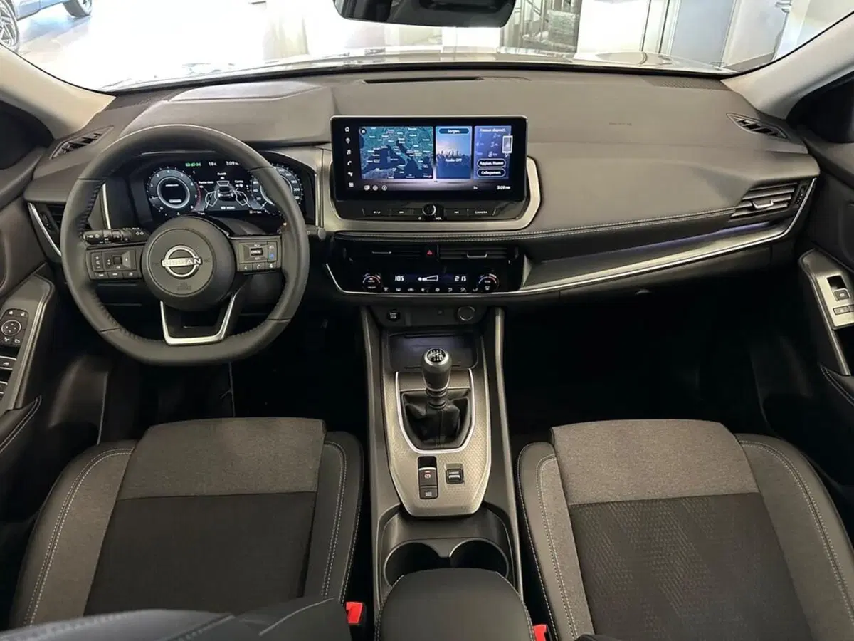 Nissan Qashqai nuova a Sondrio (11)