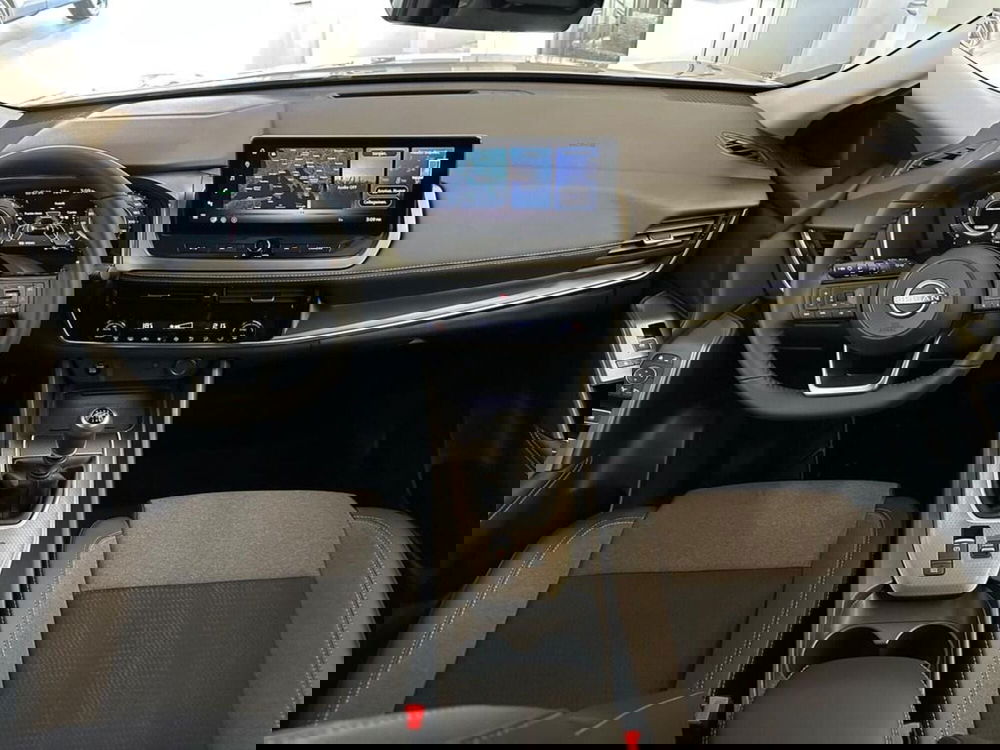 Nissan Qashqai nuova a Sondrio (11)