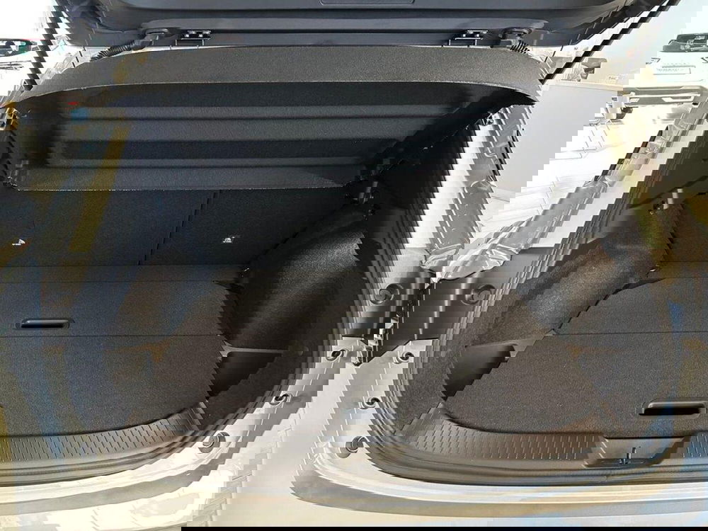 Nissan Qashqai nuova a Sondrio (14)