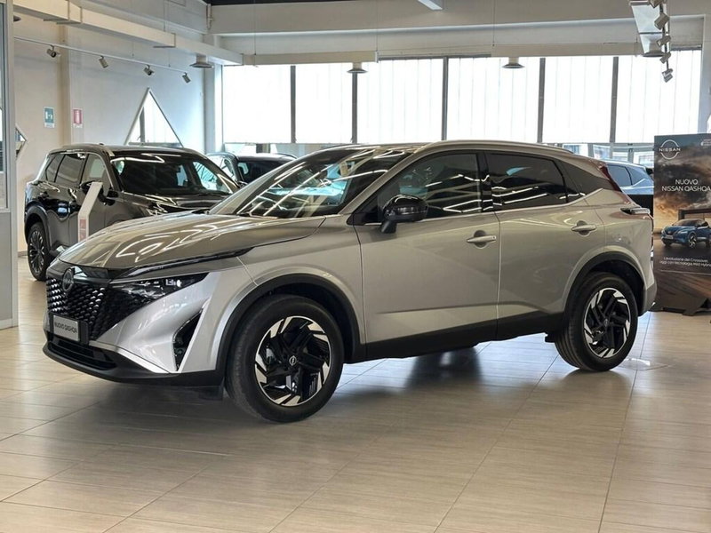 Nissan Qashqai nuova a Sondrio (2)