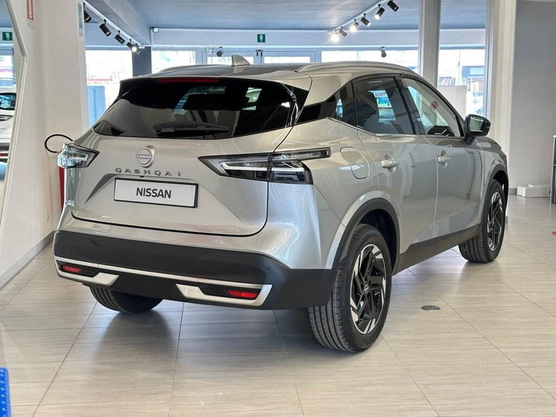 Nissan Qashqai nuova a Sondrio (5)