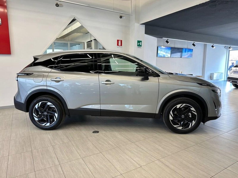Nissan Qashqai nuova a Sondrio (6)