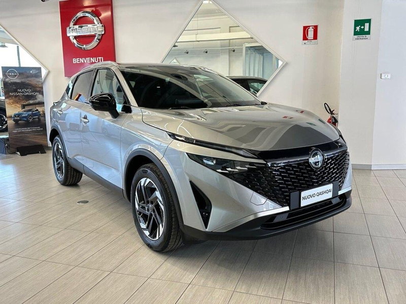 Nissan Qashqai nuova a Sondrio (7)