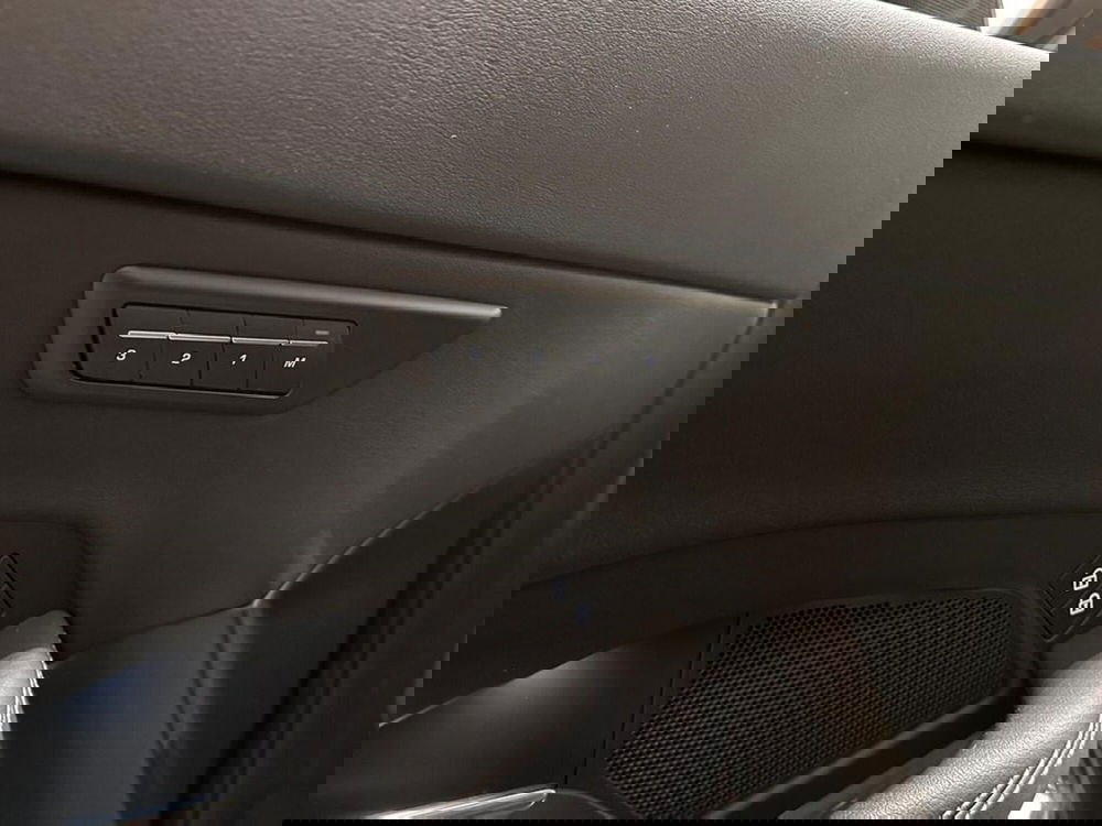 Jaguar E-Pace usata a Varese (12)