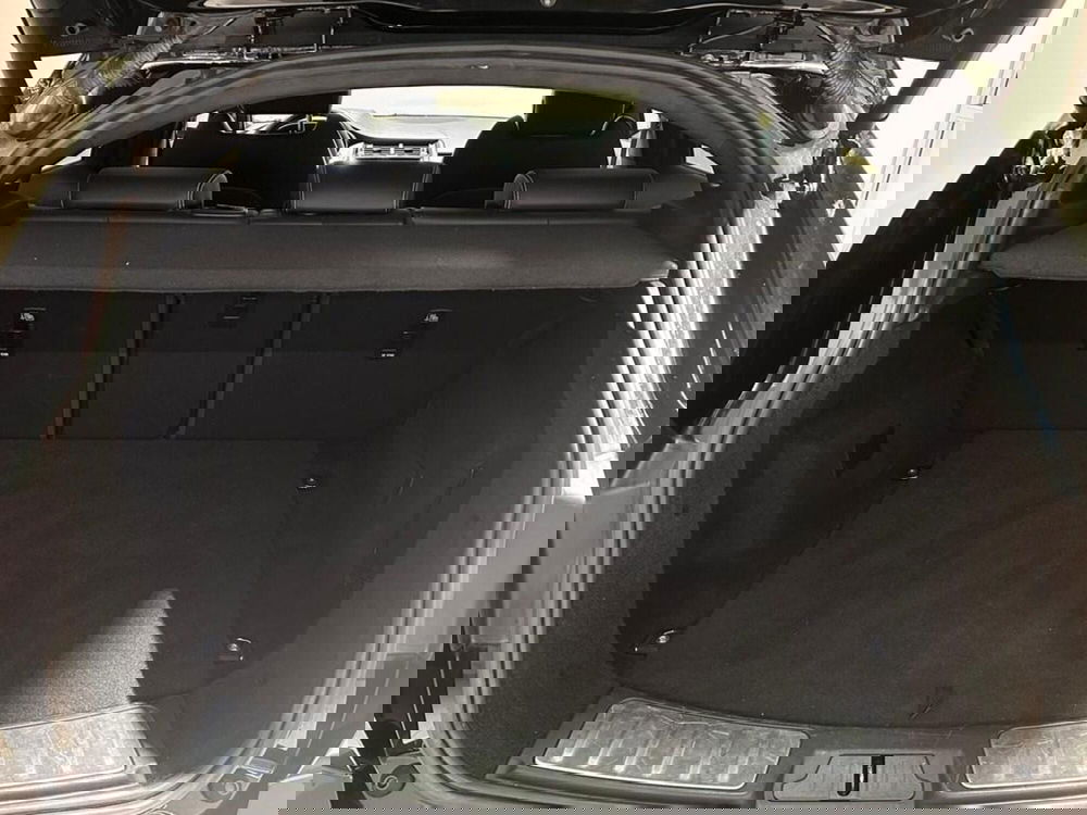 Jaguar E-Pace usata a Varese (14)