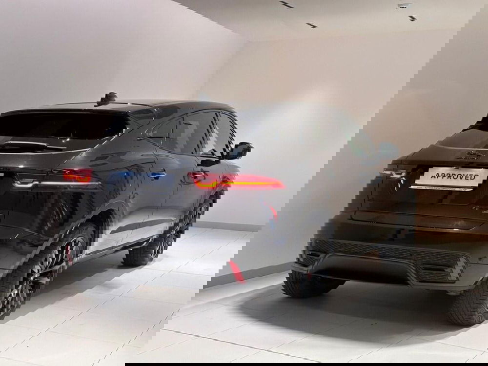 Jaguar E-Pace usata a Varese (2)