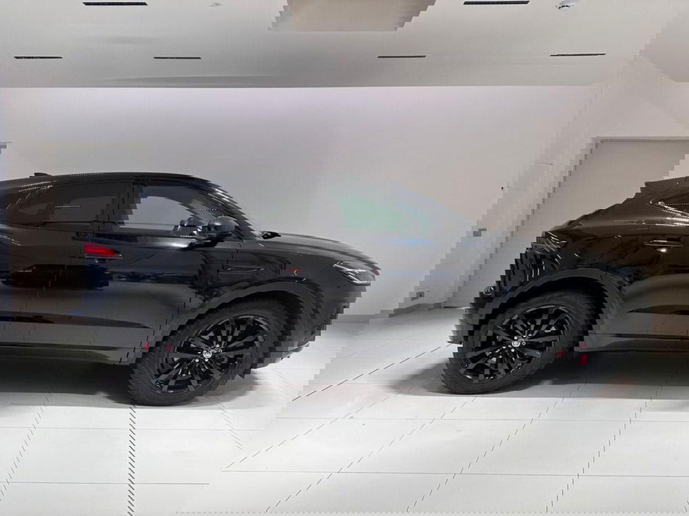 Jaguar E-Pace usata a Varese (6)