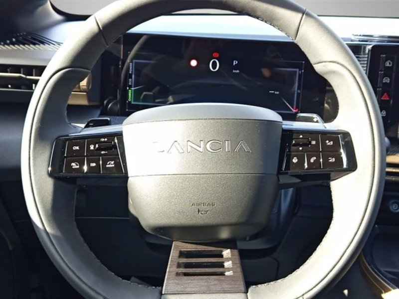 Lancia Ypsilon nuova a Frosinone (12)