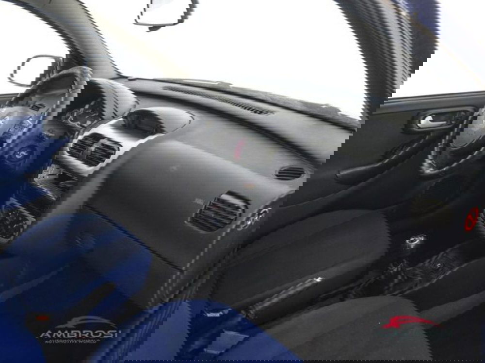 Opel Corsa usata a Perugia (12)