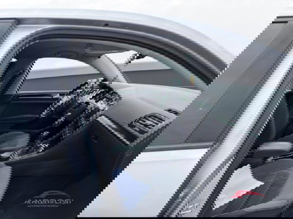 Volkswagen Golf usata a Perugia (12)