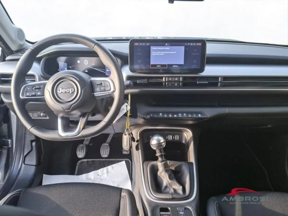 Jeep Avenger usata a Perugia (15)