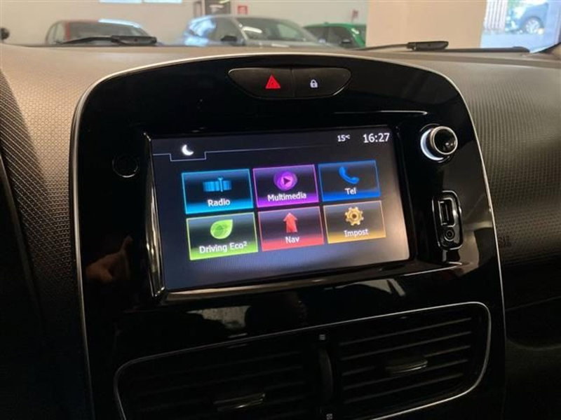 Renault Clio usata a Como (13)