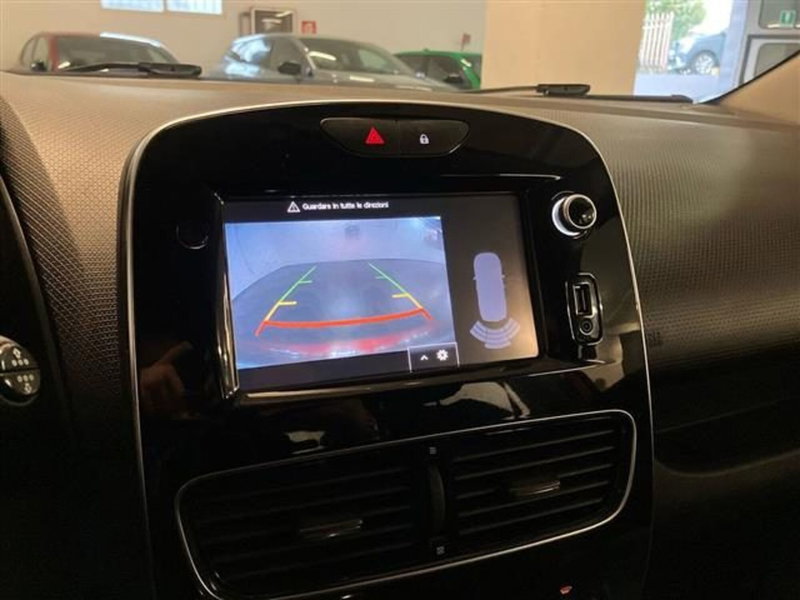 Renault Clio usata a Como (14)