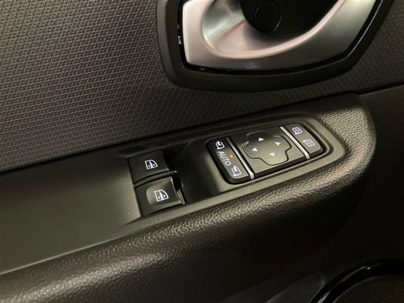 Renault Clio usata a Como (18)