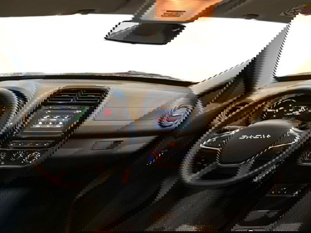 Dacia Spring usata a Como (9)