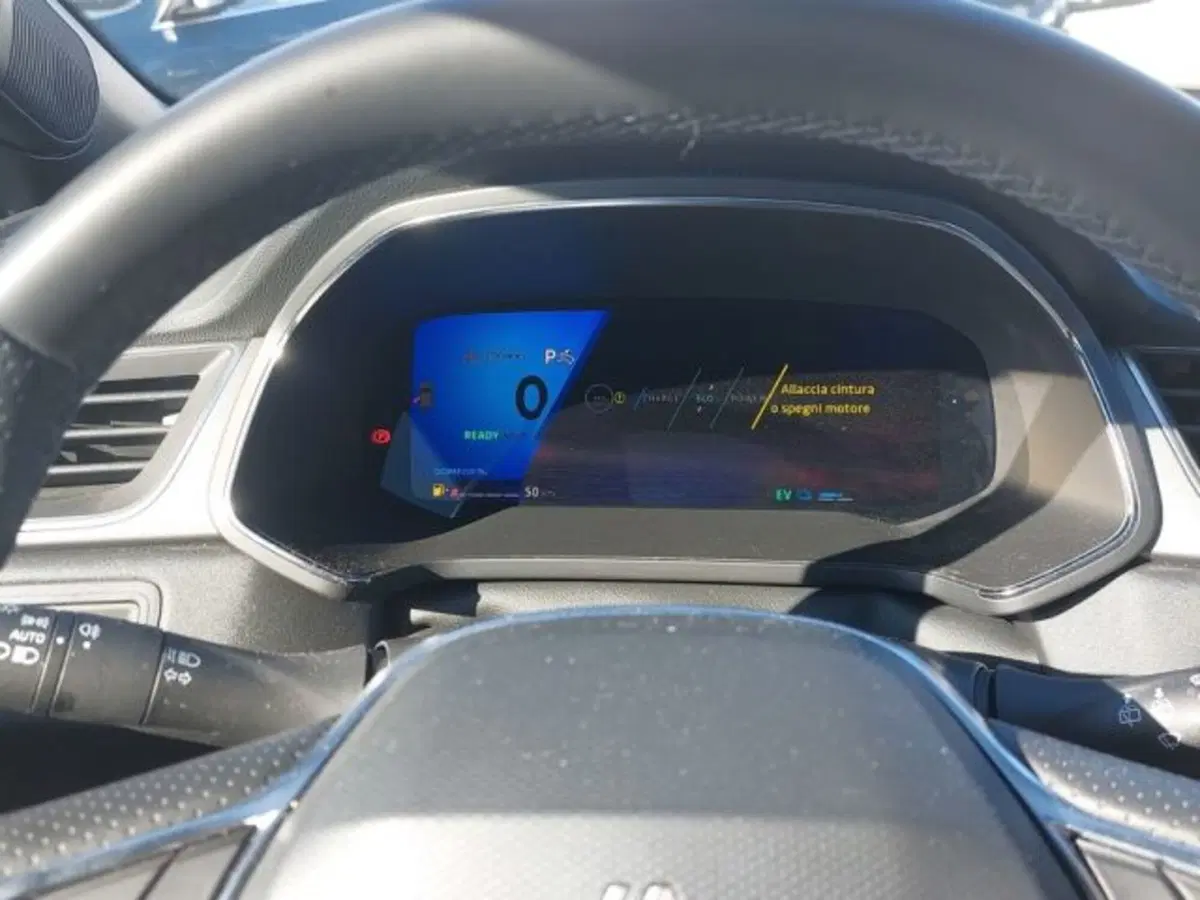 Renault Symbioz usata a Lecce (13)
