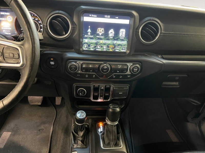 Jeep Wrangler Unlimited usata a Verona (9)