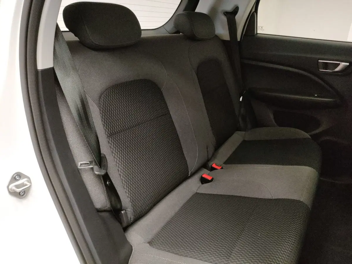 Leapmotor T03 nuova a Teramo (14)