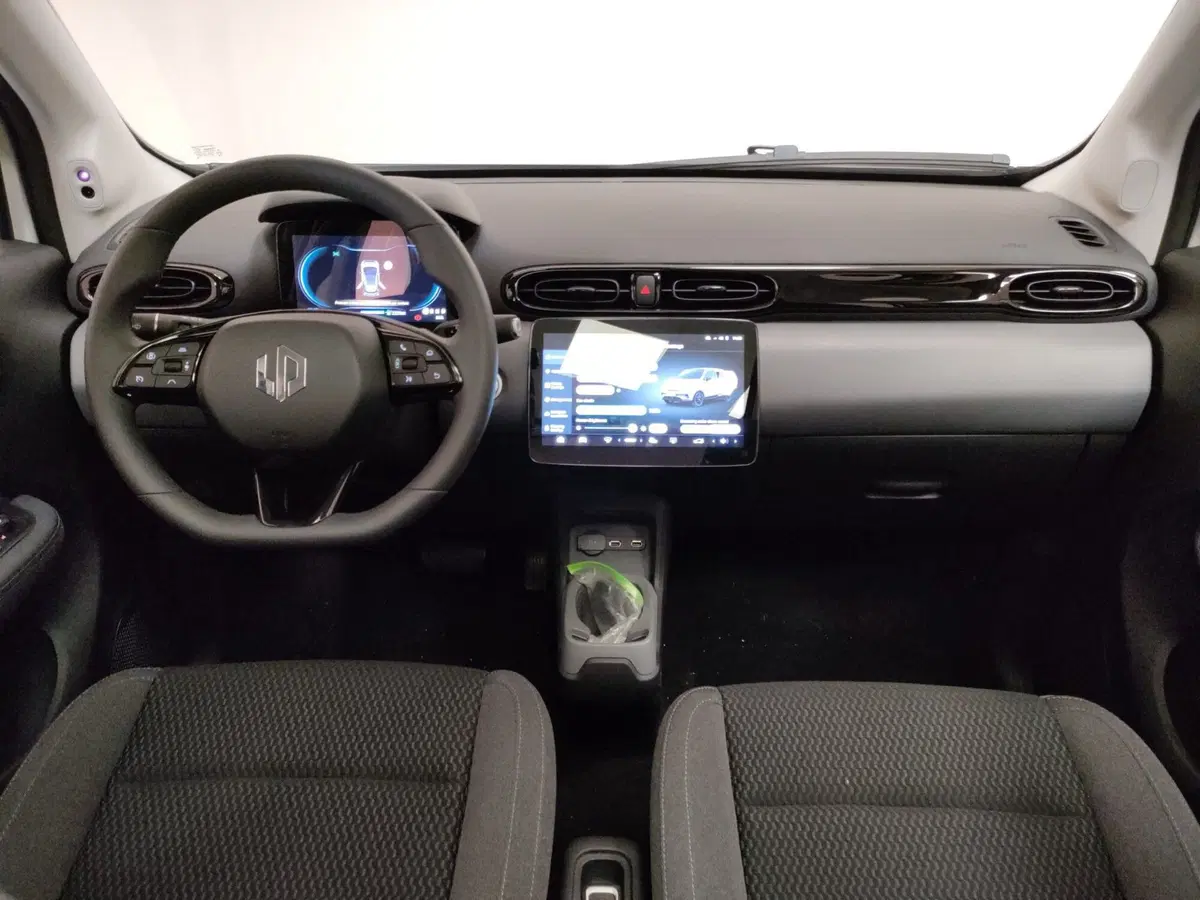 Leapmotor T03 nuova a Teramo (16)