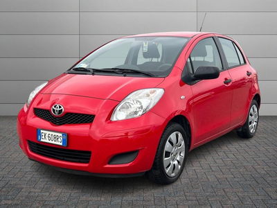 Toyota Yaris 1.0 5 porte Active del 2011 usata a Piacenza